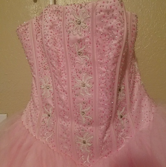 Prom Dress - Picture 3 of 4